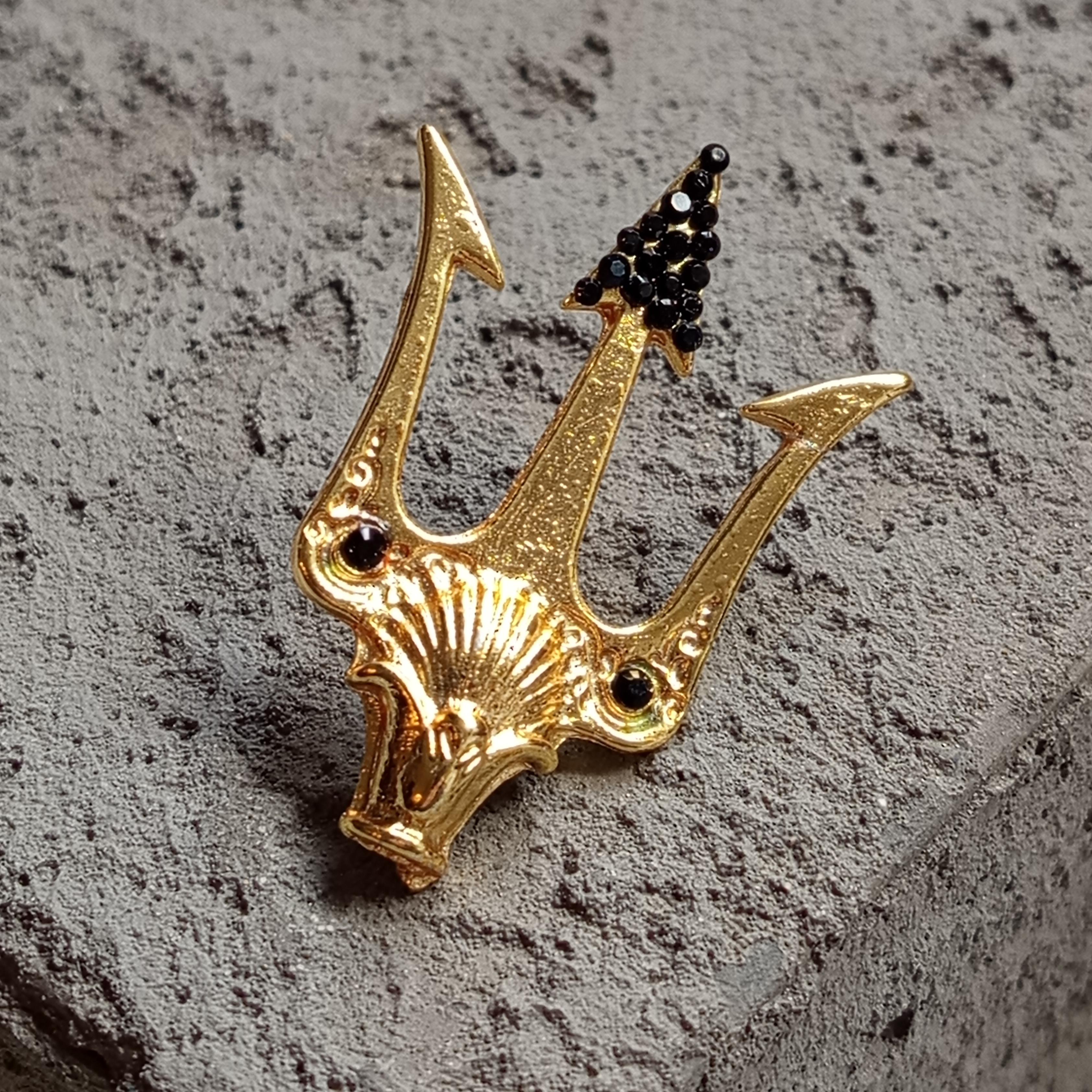 Poseidonun Üç Uçlu Mızrağı Figürlü Yaka Broşu