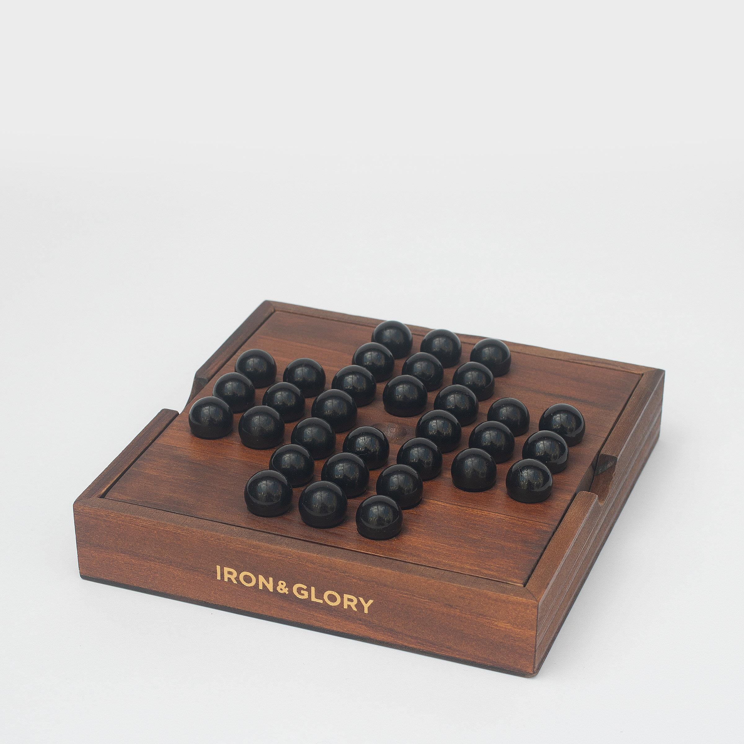 Iron & Glory Ahşap Solitaire