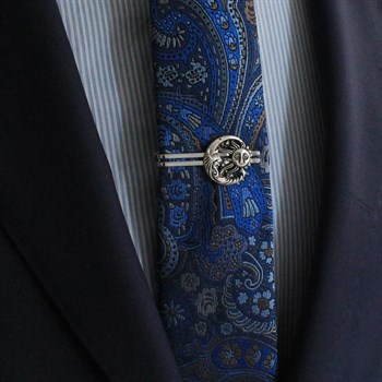 Ay ve Güneş Figürlü Kravat İğnesi