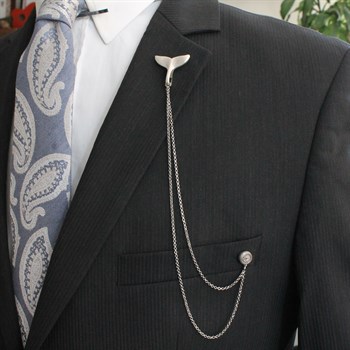 Balina Kuyruğu Figürlü Ceket Yaka İğnesi