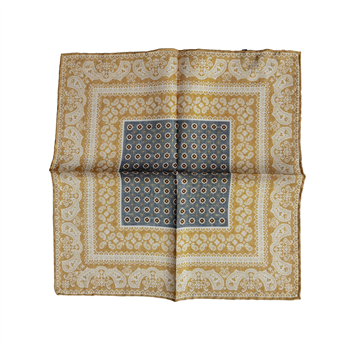 Çiçek Desenli İpek Cep Mendili 