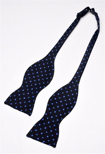 Çiçek Desenli Lacivert Açık Papyon