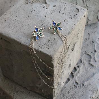 Çiçek Figürlü Gömlek Yaka İğnesi