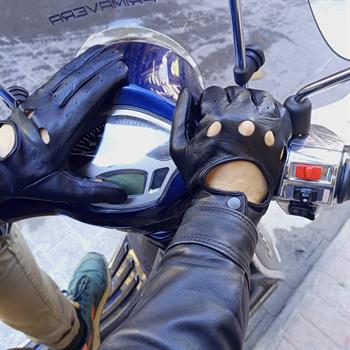 Erkek Siyah Deri Sürücü Eldiveni