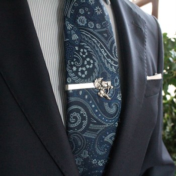 Eros Figürlü Kravat İğnesi