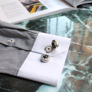 Geçmeli Kol Düğmesi 