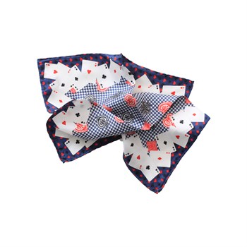 İskambil Kartı Desenli İpek Cep Mendili 