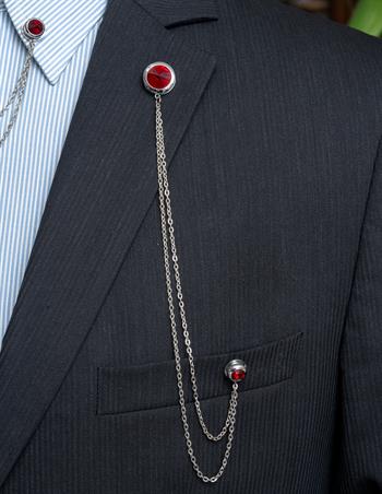 Kırmızı Taşlı Ceket Yaka İğnesi