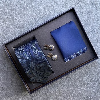 Kravat Cep Mendili Geçmeli Kol Düğmesi Hediye Seti