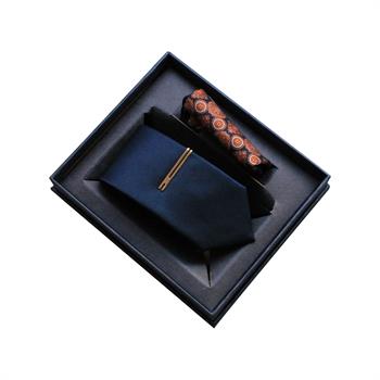 Kravat Cep Mendili Kravat İğnesi Hediye Seti