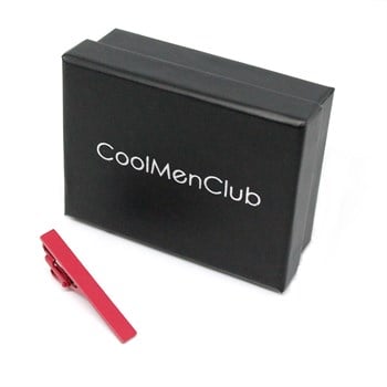 Kırmızı Kravat İğnesi