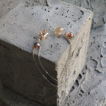 Kübik Taş Figürlü Gömlek Yaka İğnesi