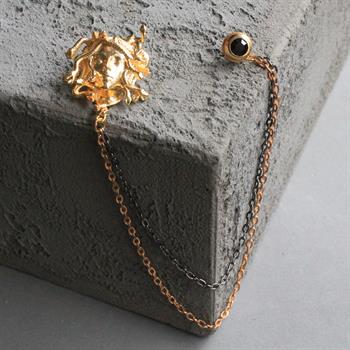 Medusa Figürlü Ceket Yaka İğnesi