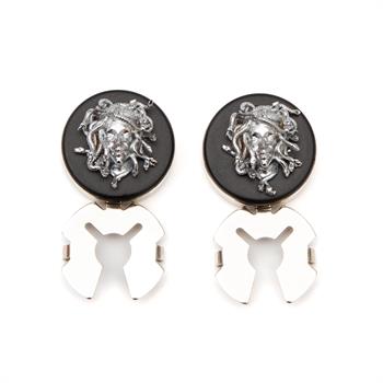 Medusa Figürlü Geçmeli Kol Düğmesi 