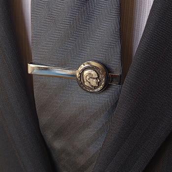 Mustafa Kemal Atatürk Figürlü Kol Düğmesi ve Kravat İğnesi Seti