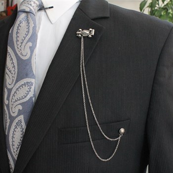 Yarış Arabası Figürlü Ceket Yaka İğnesi