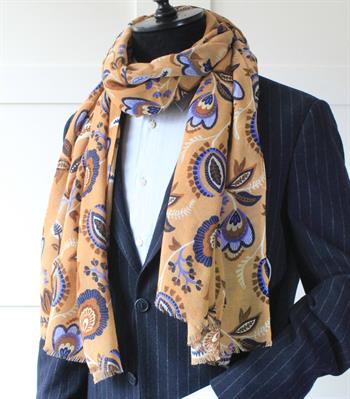 El Yapımı Yün Şal