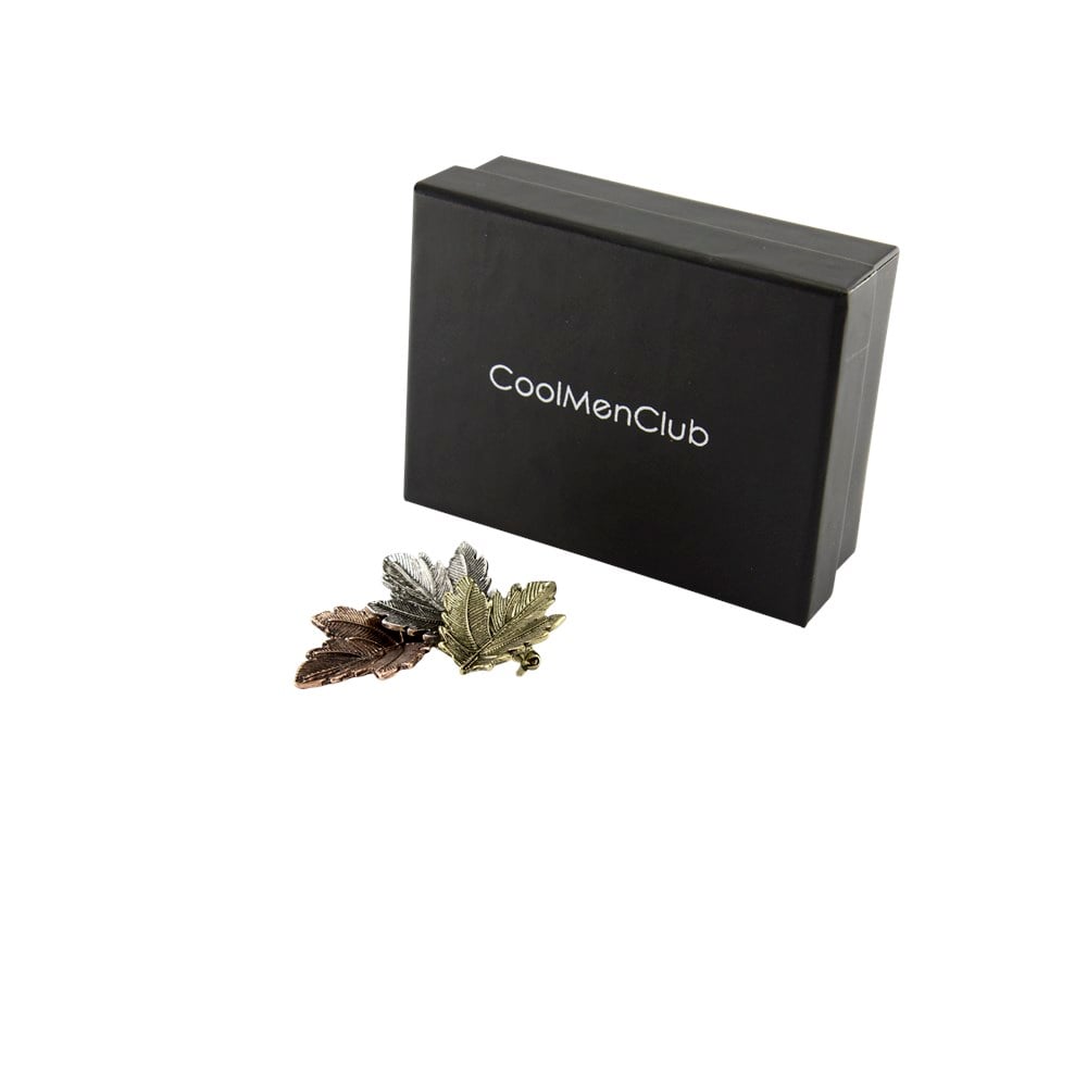 Yaprak Figürlü Broş