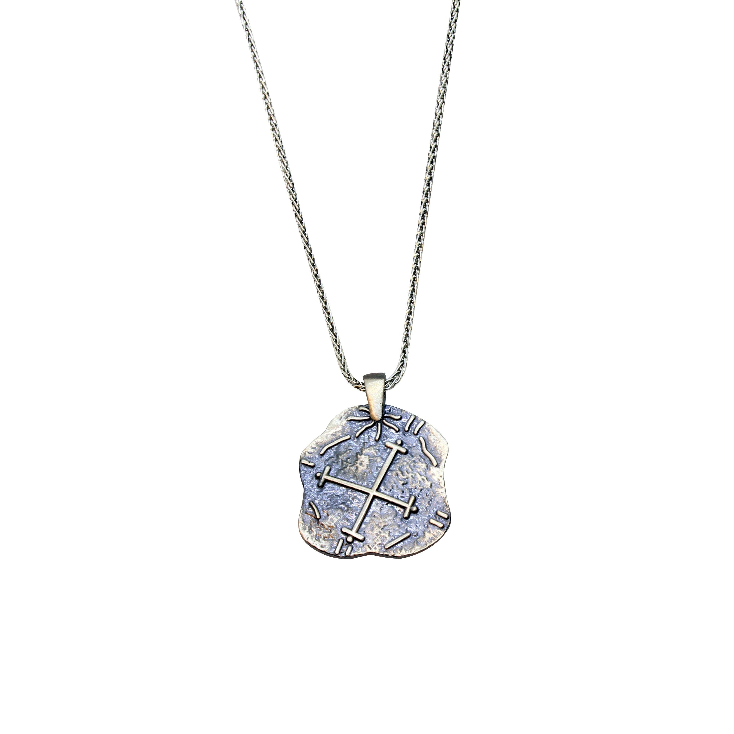 KolyeCMC1990Viking Rünik Desenli Gümüş Kolye