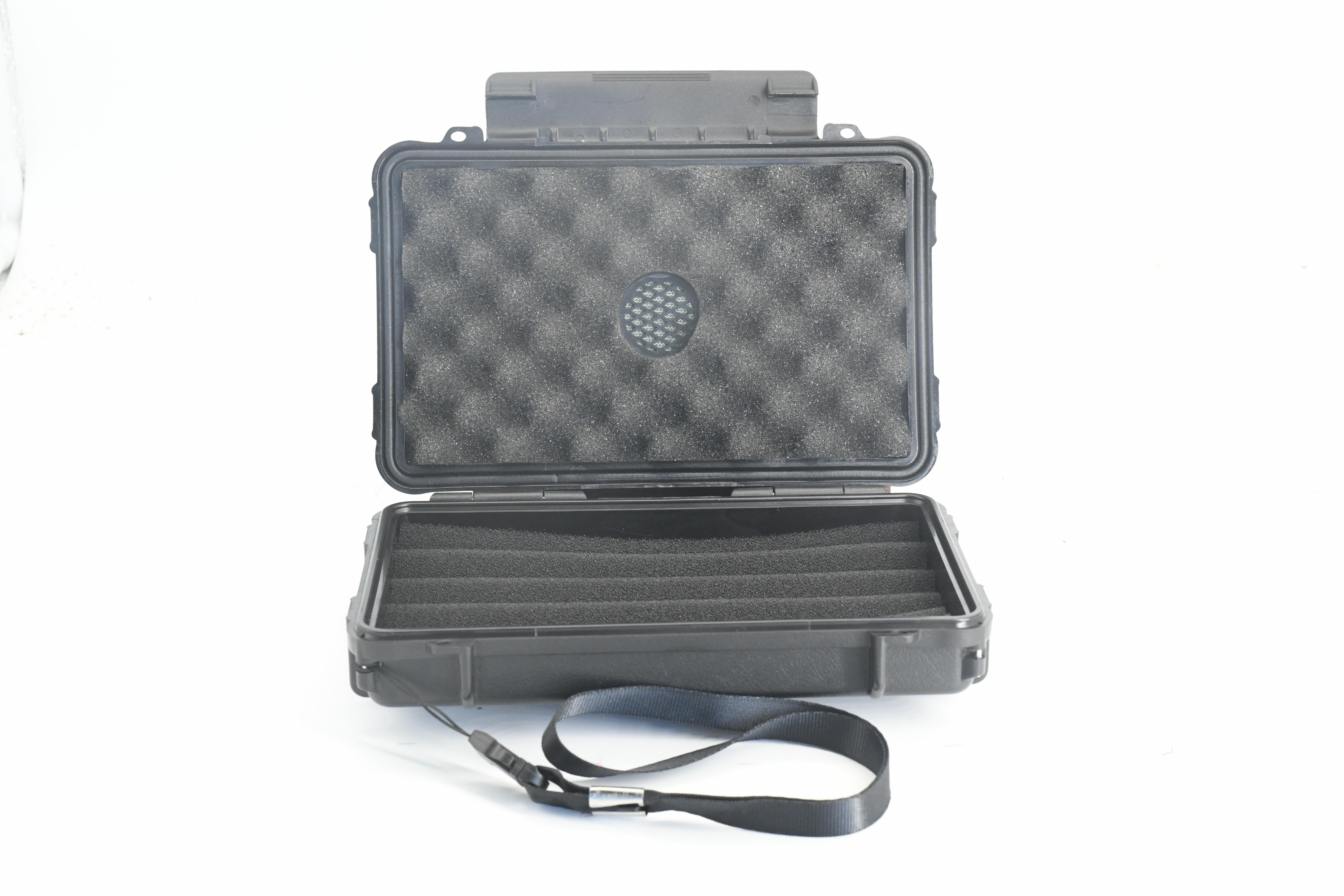 QPH-22 Mini Plastik  Seyahat Humidor 