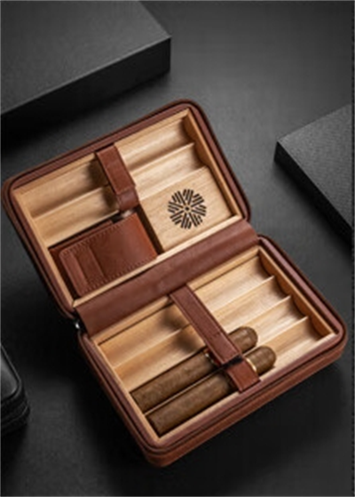 Deri Seyahat Humidor Kahverengi QLP-1| İçi Sedir Ağacı Kaplama