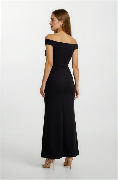 Agrio Eteği Yırtmaçlı Uzun Abiye Elbise SİYAH