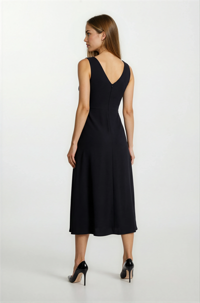 Bethel Kruvaze Yaka Önü Pileli Uzun Abiye Elbise SİYAH