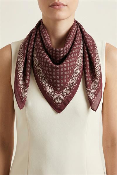 Bordo Etnik Desenli 135x85 Üçgen Eşarp BORDO