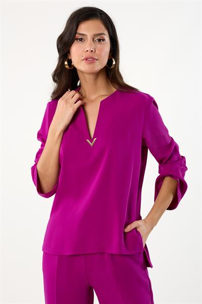 Clake Yakasız V Aksesuar Detaylı Bluz MENEKSE