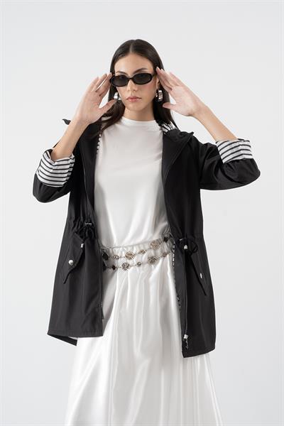 Clemente Kapüşonlu Ayarlanabilir Beli Büzgülü Katlamalı Kol Mont SİYAH