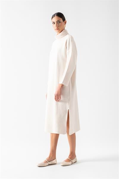 Daliso Balıkçı Yaka Yanı Yırtmaçlı Triko Elbise KREM