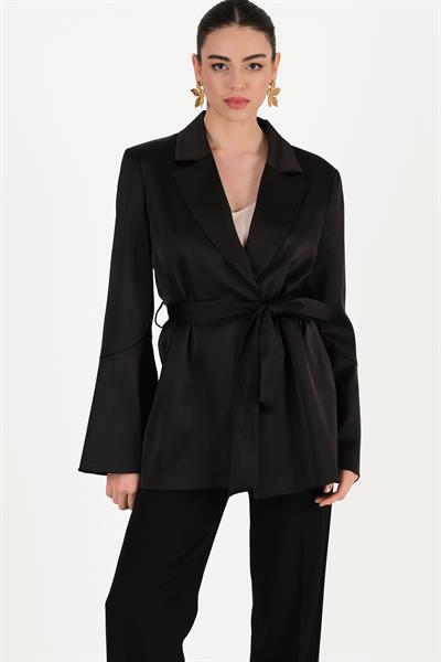 Daniello Klasik Yaka Tek Düğme Kuşaklı Ceket SİYAH