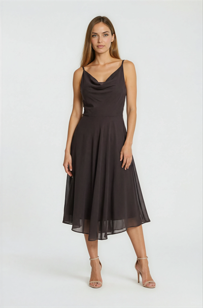 Degaje Yaka İnce Askılı Sırt Gipe Lastikli Kloş Elbise KAHVE