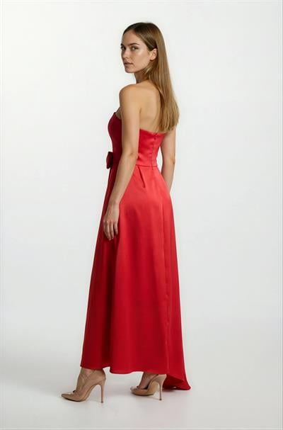 Desolina Straplez Belde Fiyonk Detaylı Anvelop Uzun Abiye Elbise KIRMIZI