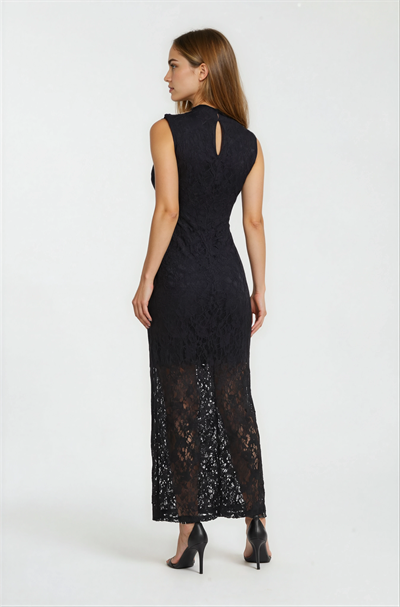 Dik Yaka Dantel Detaylı Elbise SİYAH