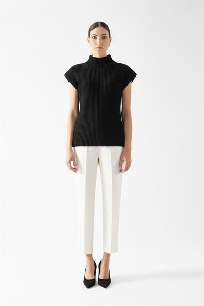 Dimitrio Dik Yaka Kolsuz Triko SİYAH