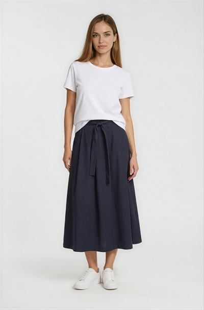 Dolinda Arka Bel Lastikli Kloş Etek SİYAH