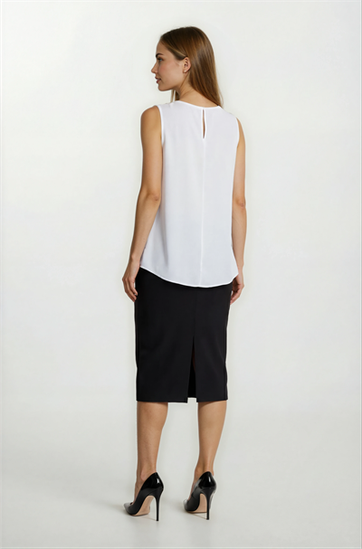 Drapeli Omuz Tokalı Asimetrik Yaka Bluz EKRU