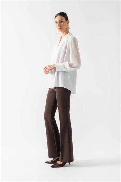 Drusiano Erkek V Yaka Kollar Şifon Fiyonk Aksesuar Detaylı Gömlek EKRU