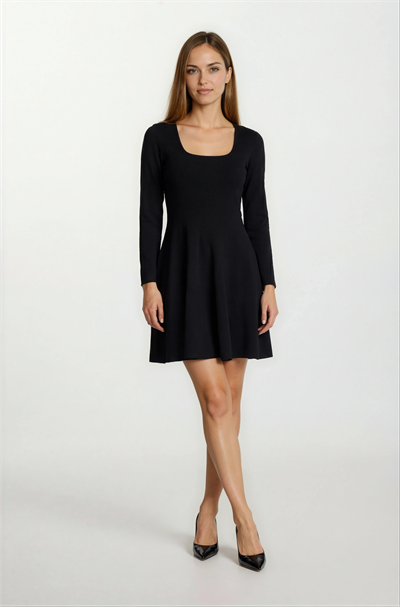 Eckert U Yaka Yanı Volanlı Elbise SİYAH