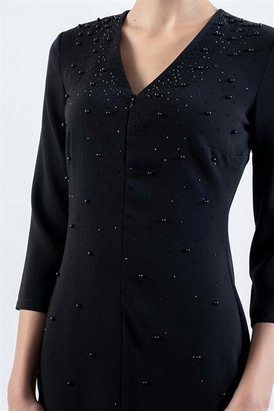 Eriberta V Yaka Önü Boncuk Taş İşlemeli Midi Abiye Elbise SİYAH