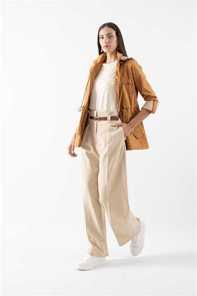 Goudot Kapüşonlu Mevsimlik Parka – Beli Büzgülü, Çıtçıt Detaylı TARÇIN