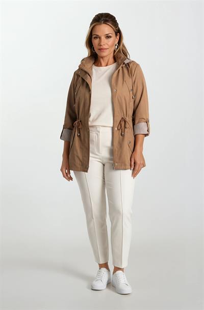 Goudot Kapüşonlu Mevsimlik Parka – Beli Büzgülü, Çıtçıt Detaylı TABA