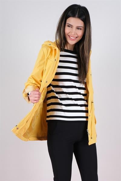 Goudot Kapüşonlu Mevsimlik Parka – Beli Büzgülü, Çıtçıt Detaylı SARI