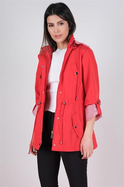 Goudot Kapüşonlu Mevsimlik Parka – Beli Büzgülü, Çıtçıt Detaylı KIRMIZI
