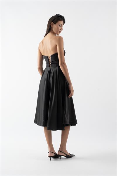 İvette Straplez Sırt Çapraz Bağcıklı Kloş Kısa Abiye Elbise SİYAH