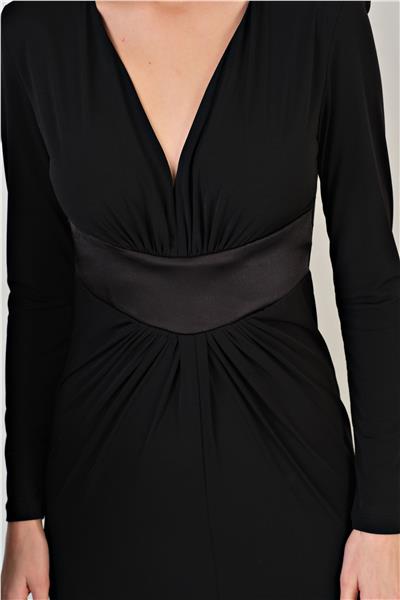 İvonetto V Yaka Saten Kuşaklı Büzgülü Yırtmaçlı Uzun Abiye Elbise SİYAH