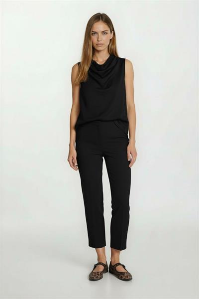 Licio Omuzlar Pileli Degaje Yaka Bluz SİYAH