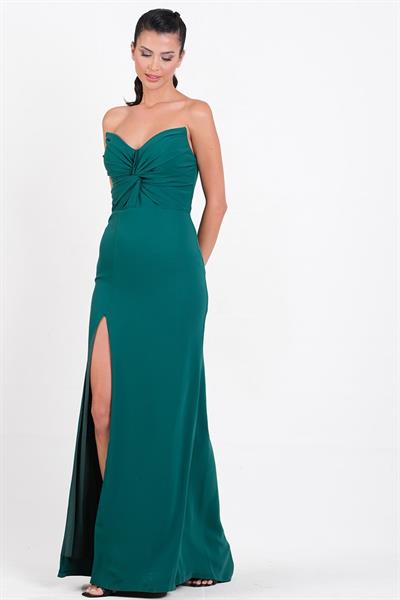 Omera Göğüs Düğümlü Yırtmaçlı Straplez Yaka Uzun Abiye Elbise ZÜMRÜT