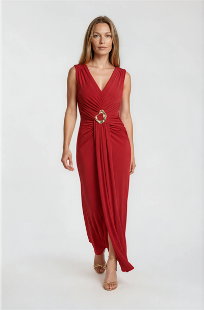 Omuzları Pileli Metal Aksesuarlı Drapeli Davet Elbisesi KIRMIZI